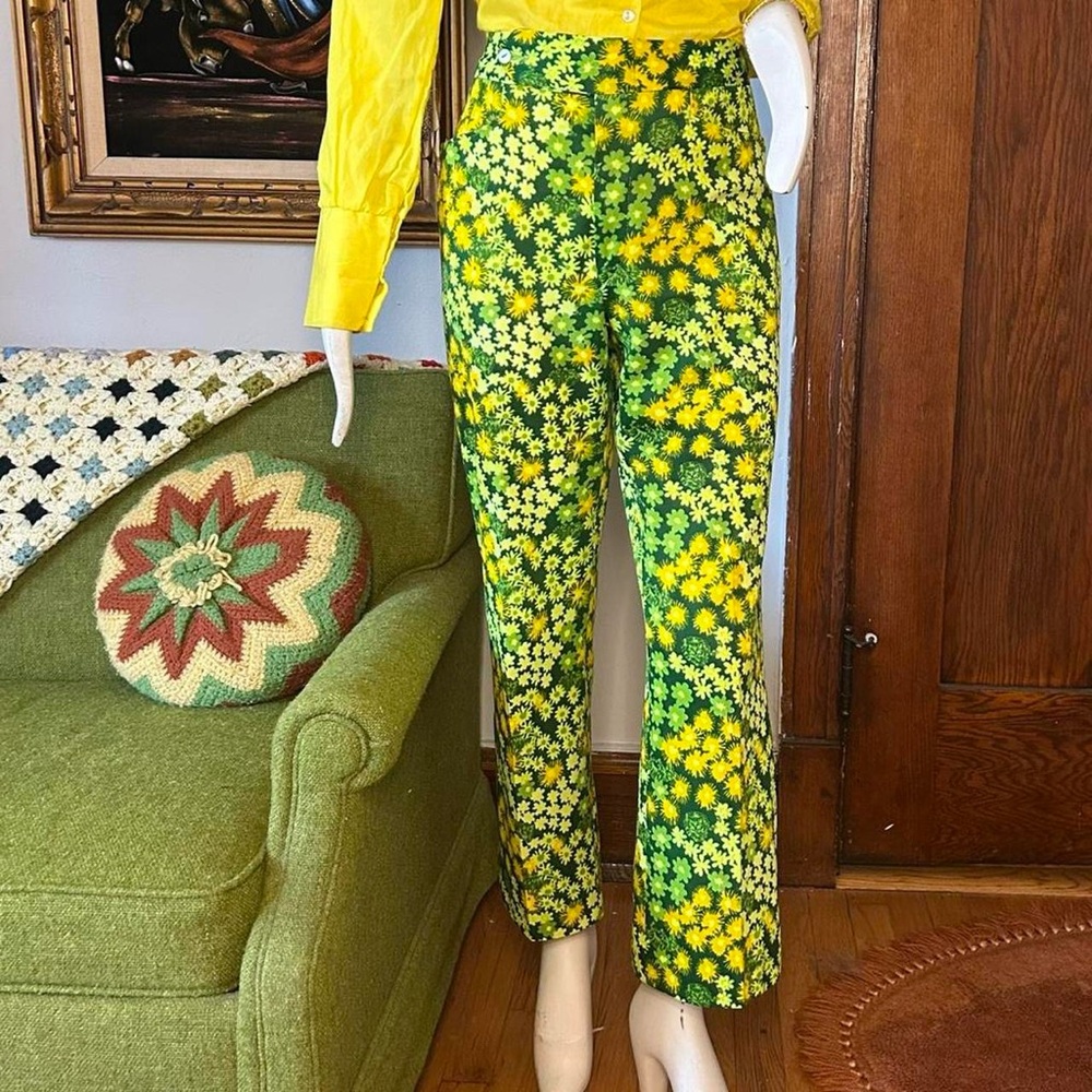 Lilly Pulitzer Green and Yellow Floral Straight Leg Pants
